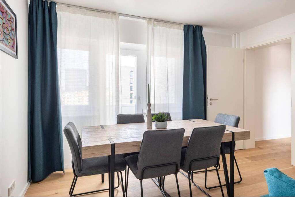 Modern Home In Central برلين المظهر الخارجي الصورة
